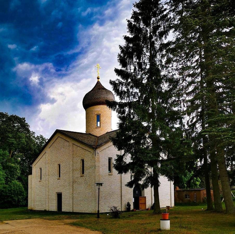St. Georg Kloster Milmersdorf Eksteriør billede